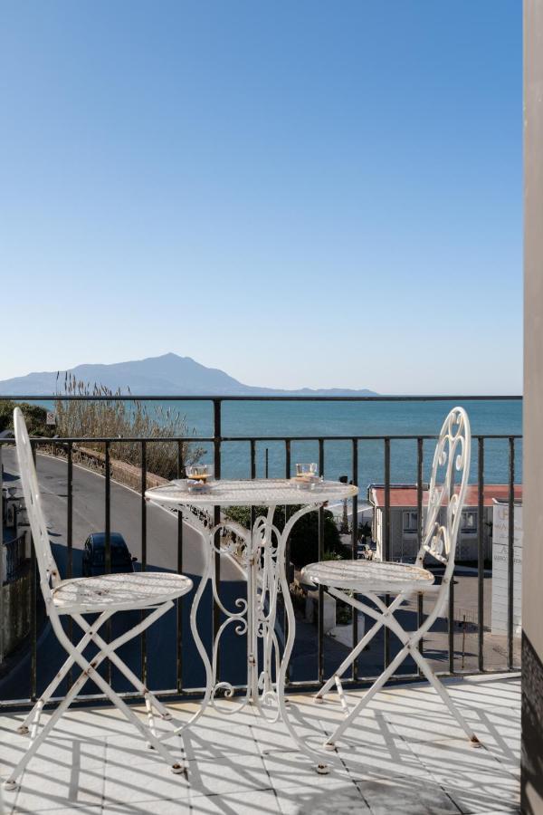 Naro Suites And Rooms Bacoli Exterior photo