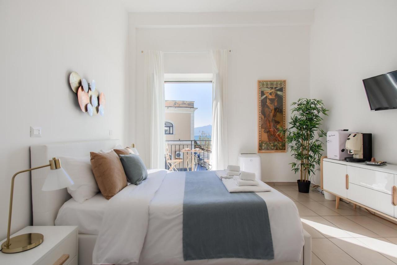 Naro Suites And Rooms Bacoli Exterior photo