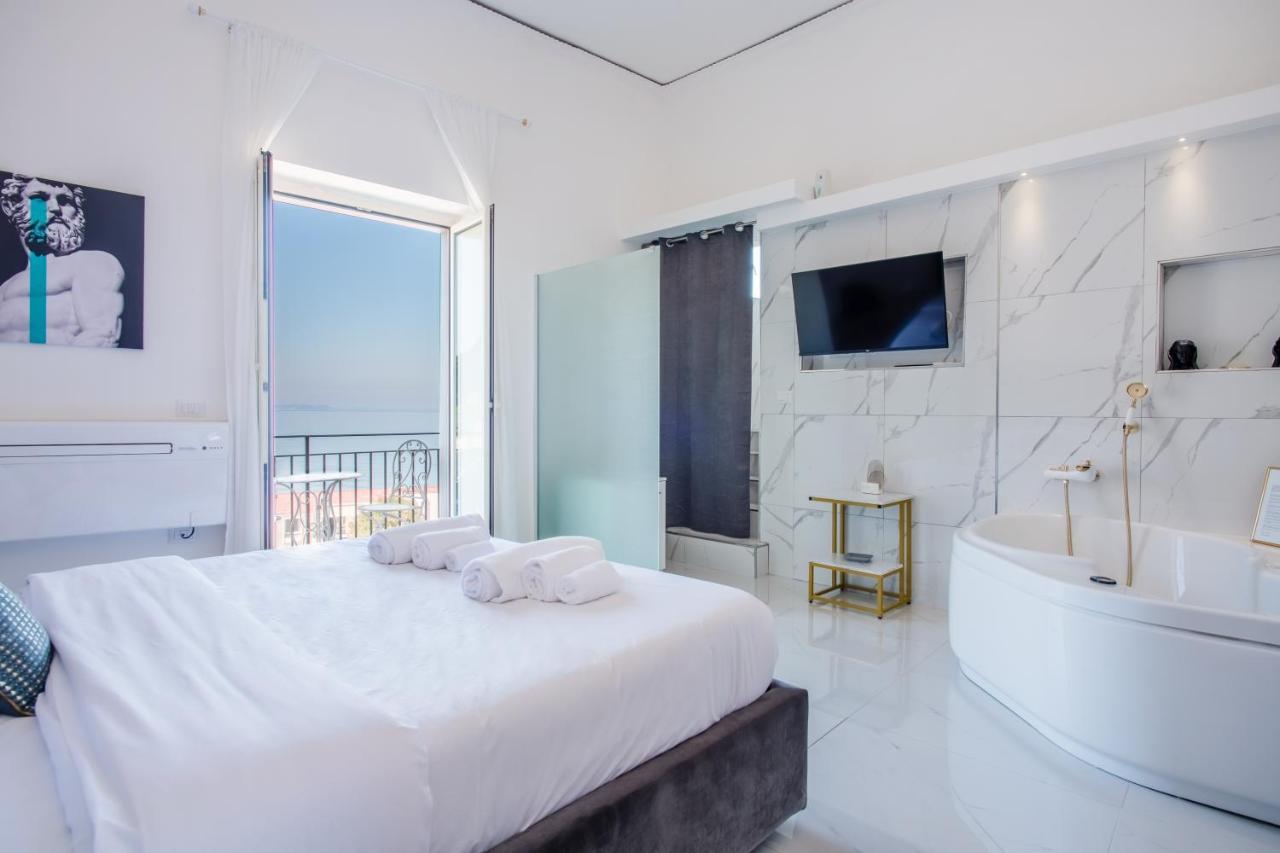 Naro Suites And Rooms Bacoli Exterior photo